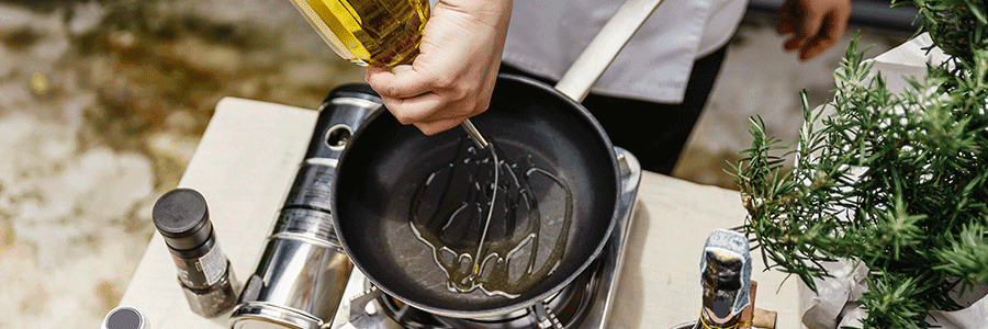 the-versatility-of-extra-virgin-olive-oil-in-the-kitchen